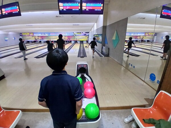 청소년 볼링 동아리 ‘스트라이크 프로젝트’ 운영 모습 / 사진 = 무안군