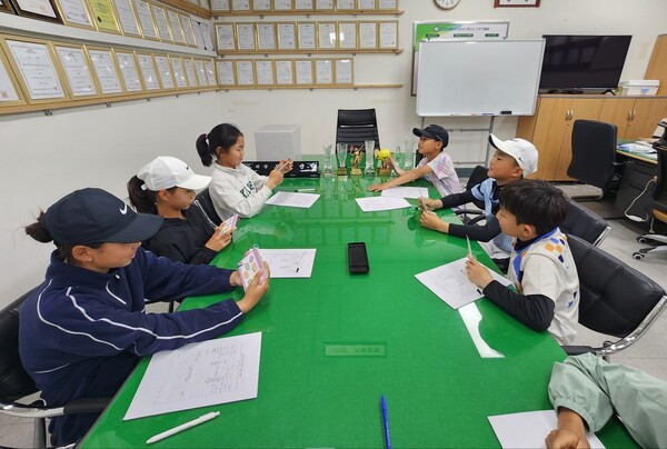 학생선수들을 대상으로 스포츠 심리지원이 진행되고 있다. / 사진 = 전리남도