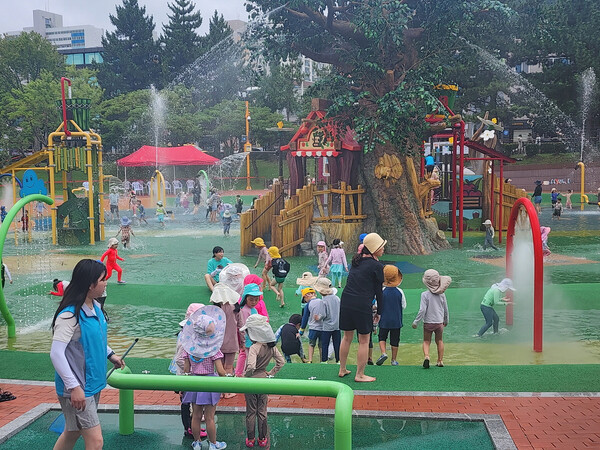 여수시, 도시공원 물놀이 시설 7월부터 운영 재개(성산공원) / 사진=여수시