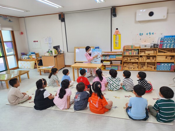 어린이 대상 ‘우리 몸을 건강하게 도와주는 수산물’, ‘우리집 식탁에서 만나는 바다’영양교육 실시  / 사진=구례군
