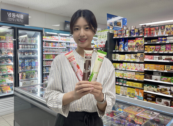 GS25가 서울우유와 손잡고 여름철 입맛을 공략할 서울우유 아이스크림을 11일 출시한다 / 사진=GS리테일