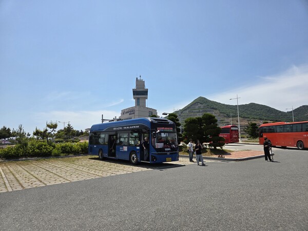 102번 버스타고 떠나요/ 사진 = 김제시