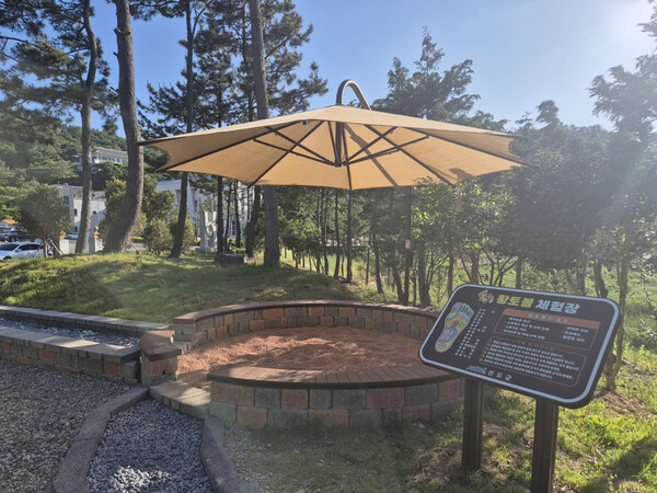 진도군, 동외호수공원 자연 치유형 산책로 조성 / 사진 = 진도군