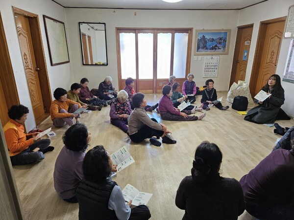 노인무릎 인공관절 수술비 지원 확대 / 사진=장수군
