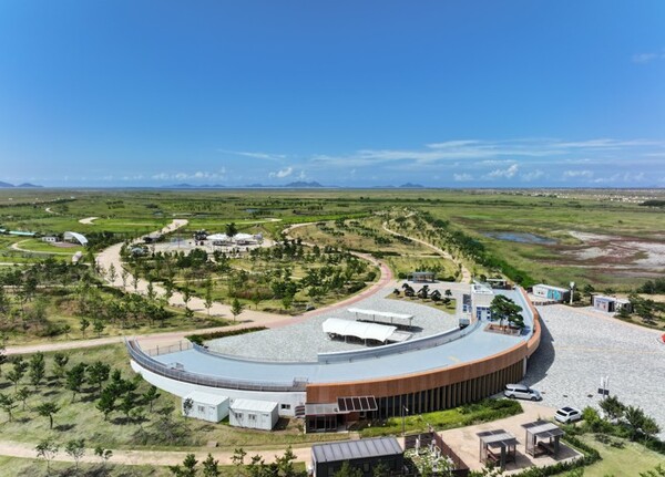 새만금 환경생태단지 전경 / 사진 = 전북특별자치도