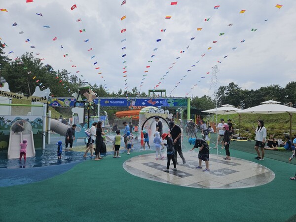 공룡박물관 물놀이장 / 사진 = 해남군