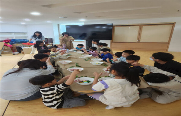 작은도서관 프로그램 / 사진=장수군