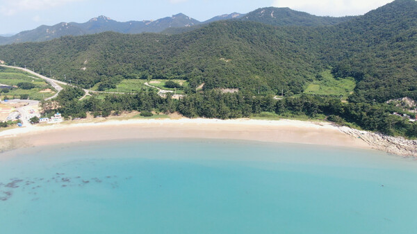 신전 해수욕장 / 사진 = 진도군