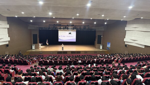 학교급식관계자_직무역량_강화연수(강사_나홍현사무관님) / 사진=전라남도교육청