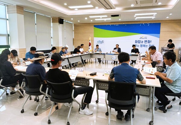 장성군 남면이 축제위원회 회의를 거쳐 소규모 마을축제 구상을 마무리했다 / 사진 = 장성군