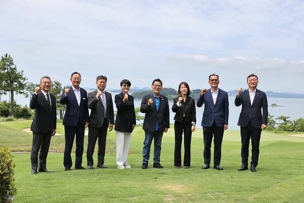 LPGA업무협약식 (관계자 기념촬영) / 사진 = 해남군