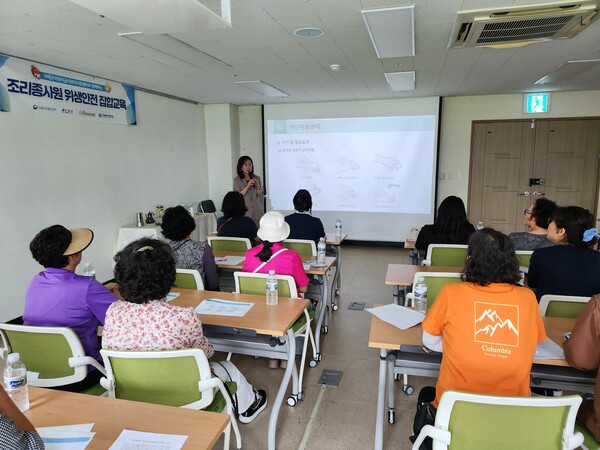 구례군 어린이급식관리지원센터, 2025년 조리종사원 식품위생 안전관리 집합교육 실시 / 사진 = 구례군