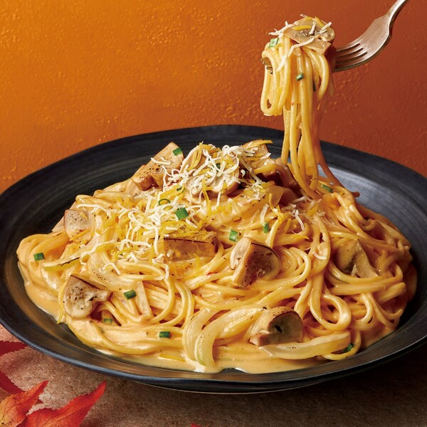 로운 샤브샤브, 머쉬룸 투움바파스타 / 사진=이랜드