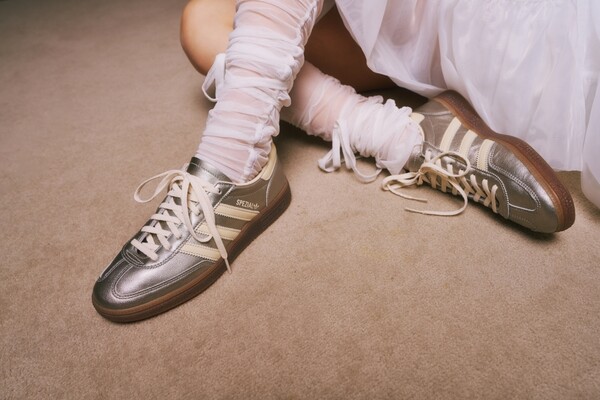 이랜드 폴더, ‘낮과 밤(Day & Night)’ 컨셉 캠페인 화보 / 사진=이랜드