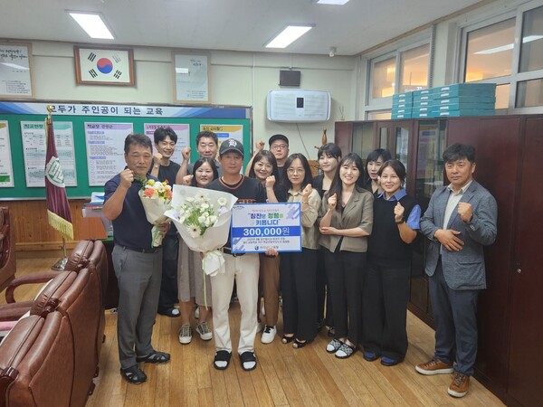 칭찬합시다(화순고 야구부 최길환 지도자) / 사진= 전라남도교육청