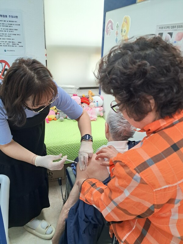 진도군, 전 군민 무료 독감 예방접종 / 사진=진도군