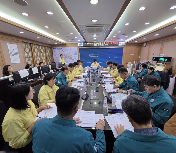 여수시, 국가정보시스템 장애 대응 긴급 대책회의 개최 / 사진=여수시