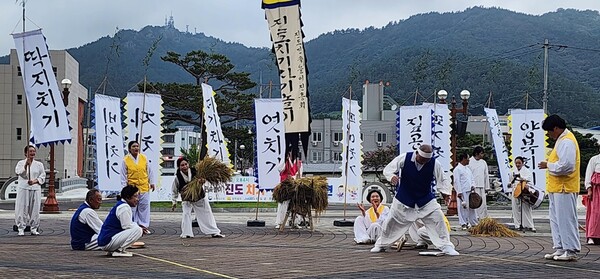 진도군, ‘진도 치기차기 놀이’ 제48회 전남민속예술축제 참가 / 사진 = 진도군