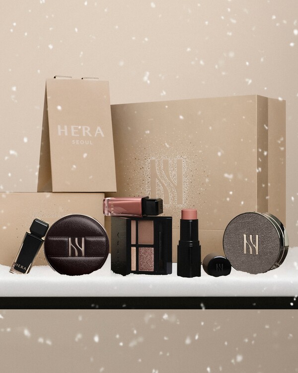 헤라 2025 홀리데이 컬렉션 올 댓 글램 연출 이미지 / 사진=아모레퍼시픽
