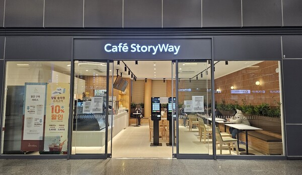 코레일유통 카페스토리웨이 매장(익산역) / 사진=코레일유통