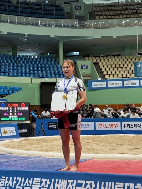 국화급 엄하진 우승 / 사진 = 구례군