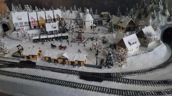 코레일유통, ‘서울역에서 만나는 미니어처 유럽여행’(오스트리아 마을) / 사진=코레일유통